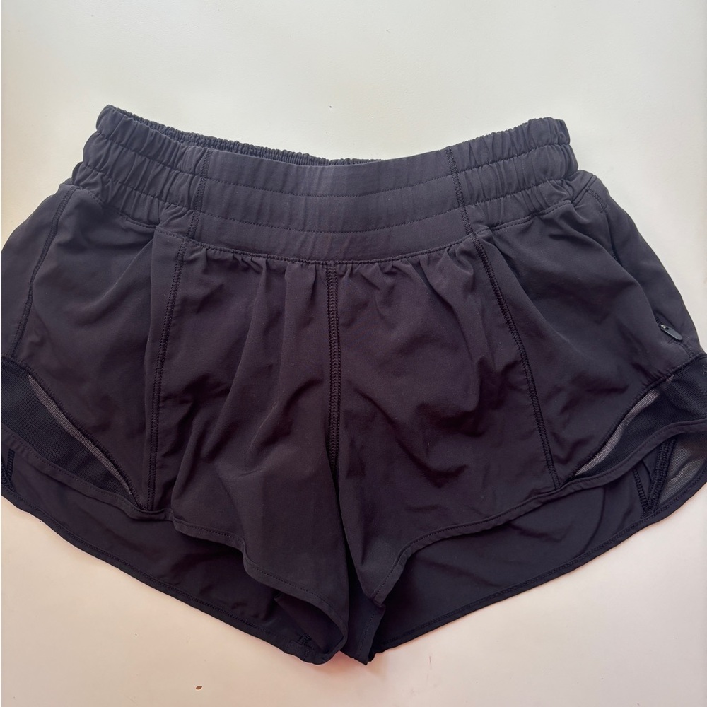 Lululemon Black 2.5” Hotty Hot Shorts